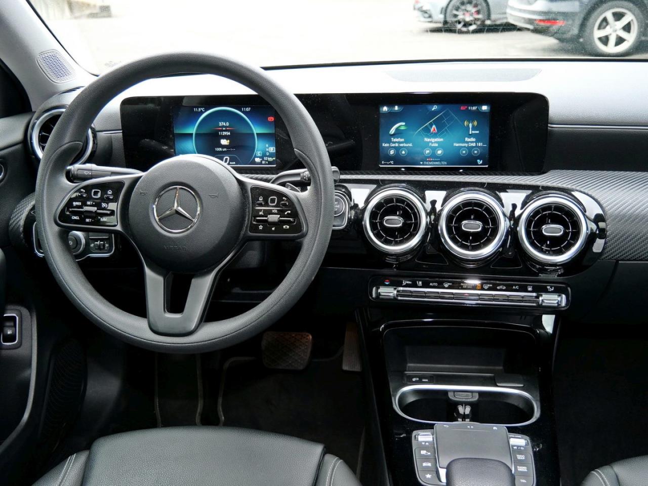 Mercedes-Benz A 250 e Limousine Style Panorama Kamera AHK