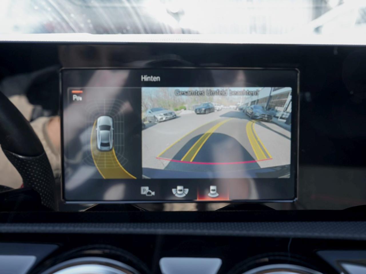 Mercedes-Benz A 250 e Limousine AMG Night MBUX Navi Kamera SHZ