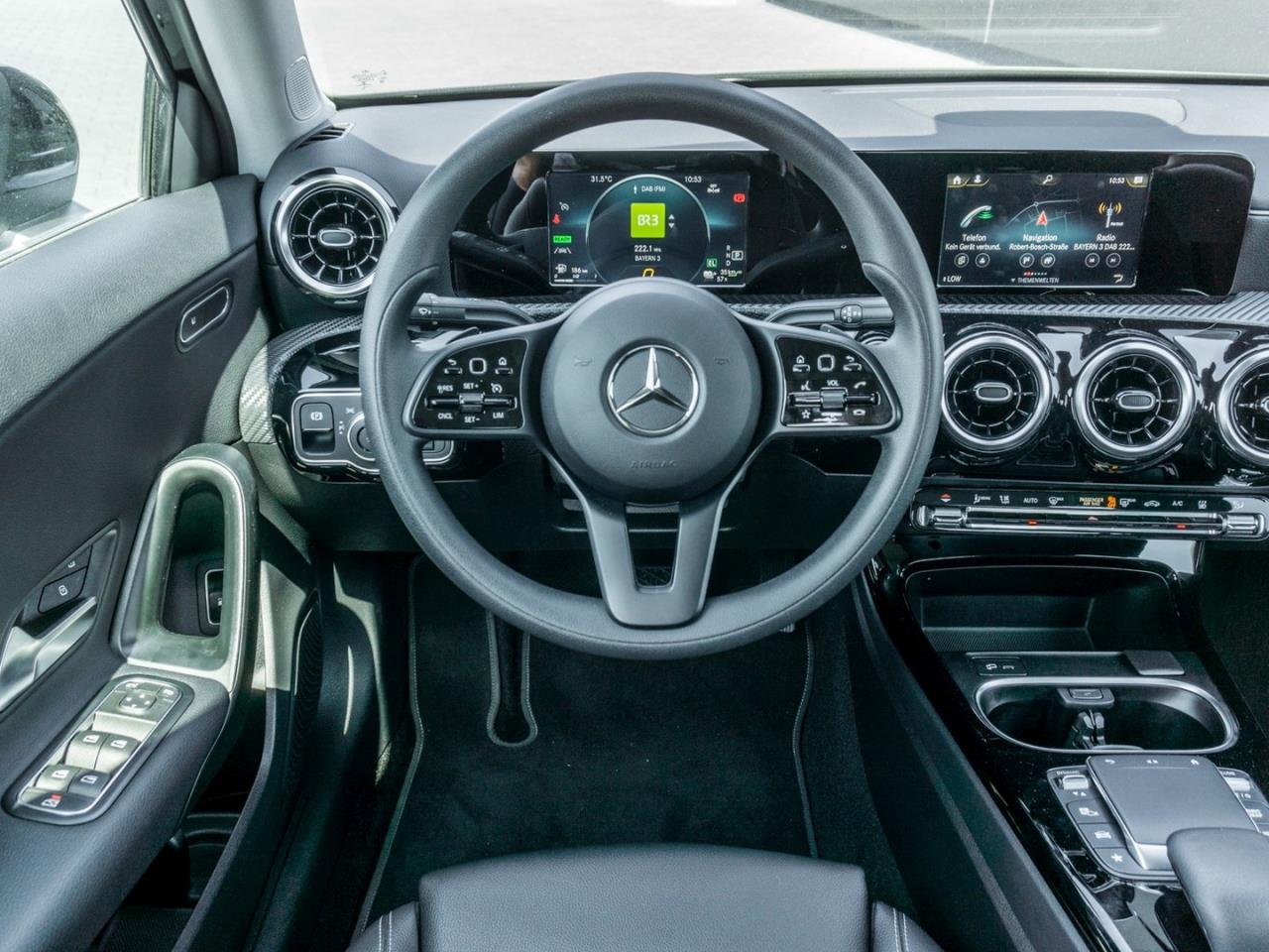 Mercedes-Benz A 250 e Limousine Style MBUXNavi+ AHK SpurH
