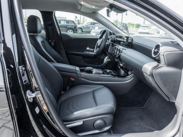 Mercedes-Benz A 250 e Limousine Style MBUXNavi+ AHK SpurH