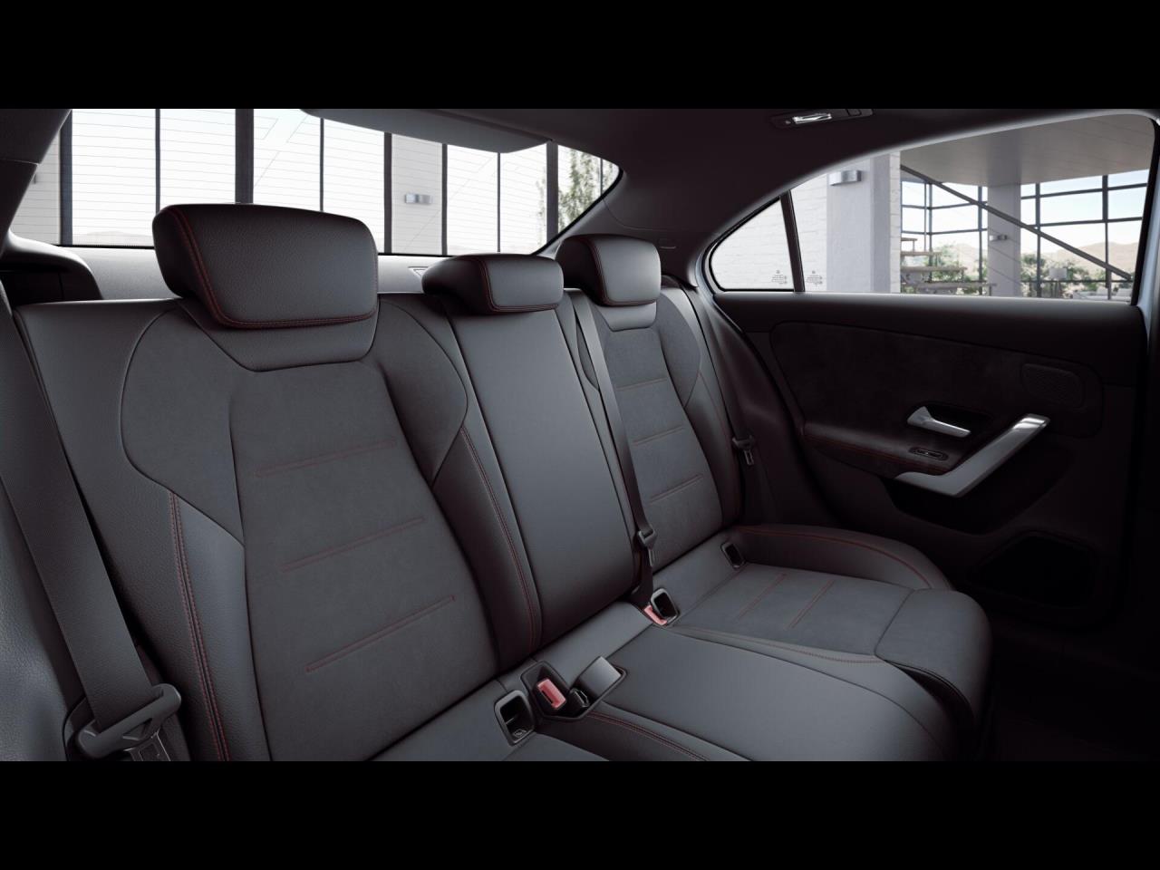 Mercedes-Benz A 250 e Limousine AMG Panorama Navi Kamera