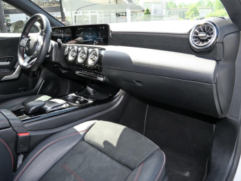 Mercedes-Benz A 250 e Limousine AMG Night MBUX Navi+ Spurhalte