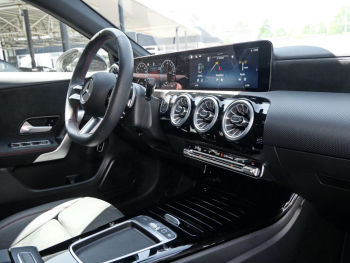 Mercedes-Benz A 250 e Limousine AMG Night Navi Spurhalte-Paket