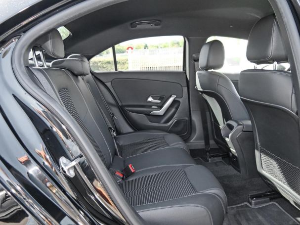 Mercedes-Benz A 250 Limousine Progressive Night 360° ParkA