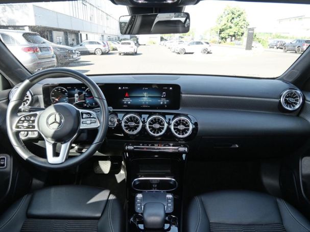 Mercedes-Benz A 250 Limousine Progressive Night 360° ParkA