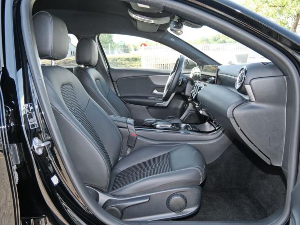 Mercedes-Benz A 250 Limousine Progressive Night 360° ParkA