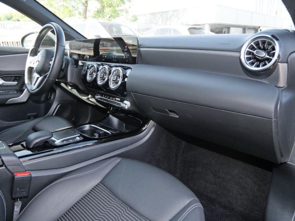 Mercedes-Benz A 250 Limousine Progressive Night 360° ParkA