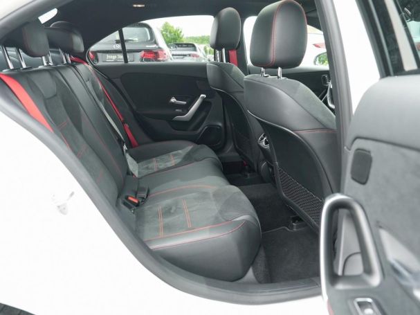 Mercedes-Benz A 35 AMG 4M Limousine Night Panorama Distronic