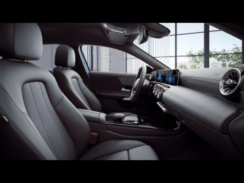 Mercedes-Benz A 180 Progressive Night Distronic Kamera ParkA