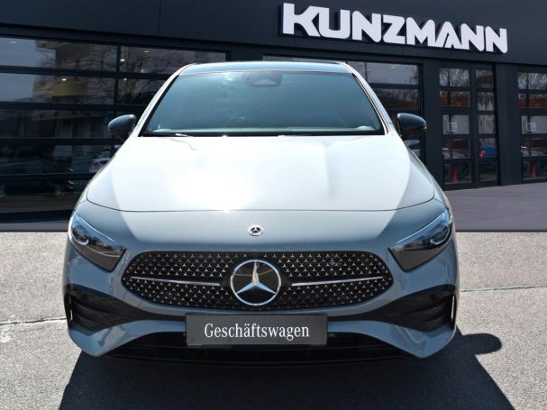 Mercedes-Benz A 180 Kompaktlimousine AMG Night Panorama Kamera