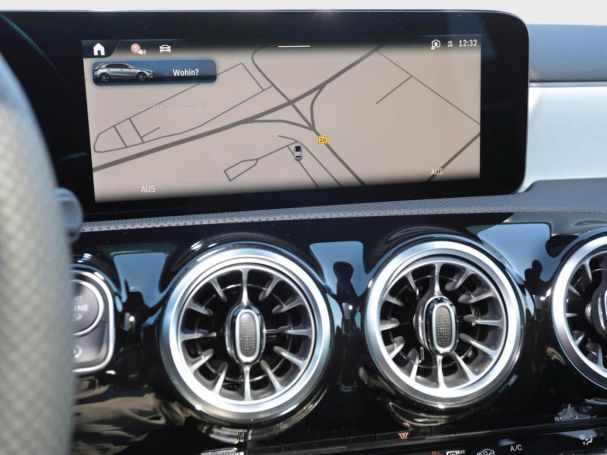 Mercedes-Benz A 180 Kompaktlimousine AMG Night Distronic AHK