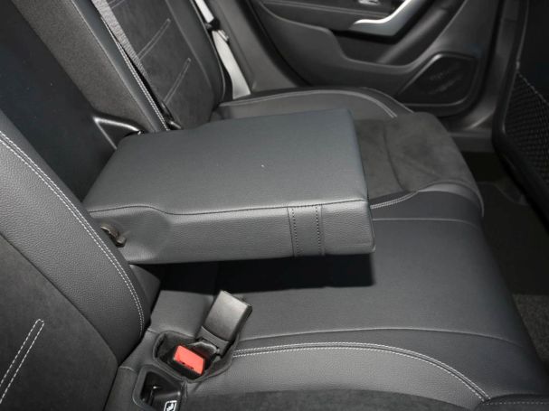 Mercedes-Benz A 180 Kompaktlimousine AMG Night Distronic AHK