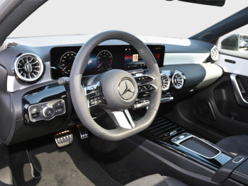 Mercedes-Benz A 180 Kompaktlimousine AMG Night Distronic AHK