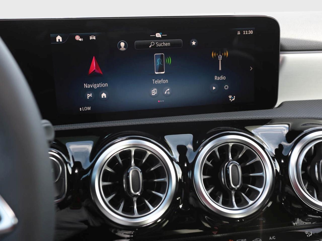 Mercedes-Benz A 180 Kompaktlimousine Progressive Distronic AHK