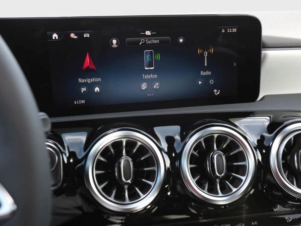 Mercedes-Benz A 180 Kompaktlimousine Progressive Distronic AHK