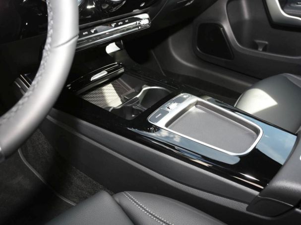 Mercedes-Benz A 180 Kompaktlimousine Progressive Distronic AHK