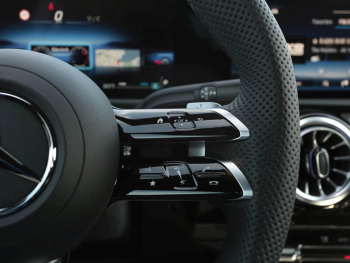 Mercedes-Benz A 180 Kompaktlimousine AMG Night Navi Kamera AHK