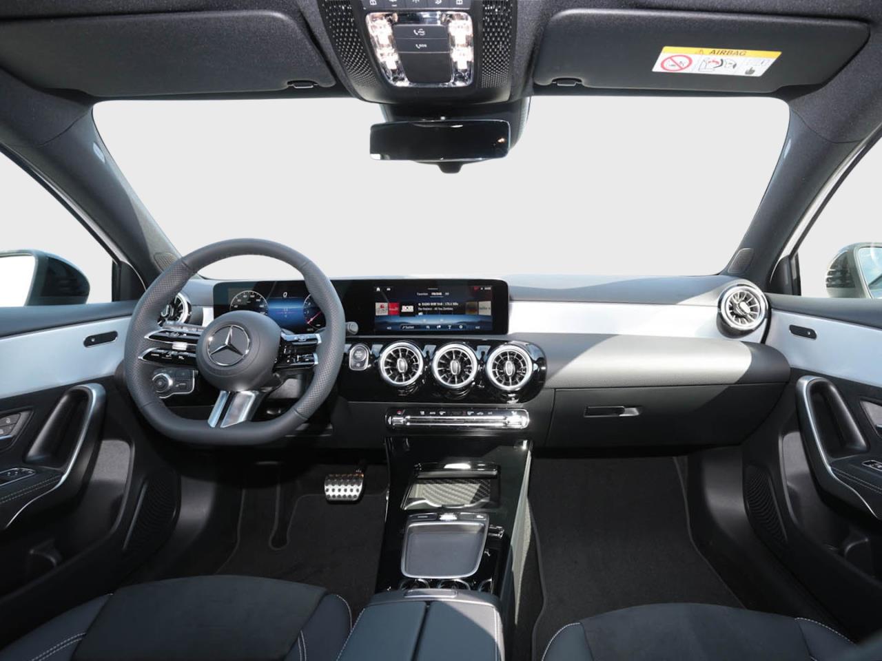 Mercedes-Benz A 180 Kompaktlimousine AMG Night Navi Kamera AHK