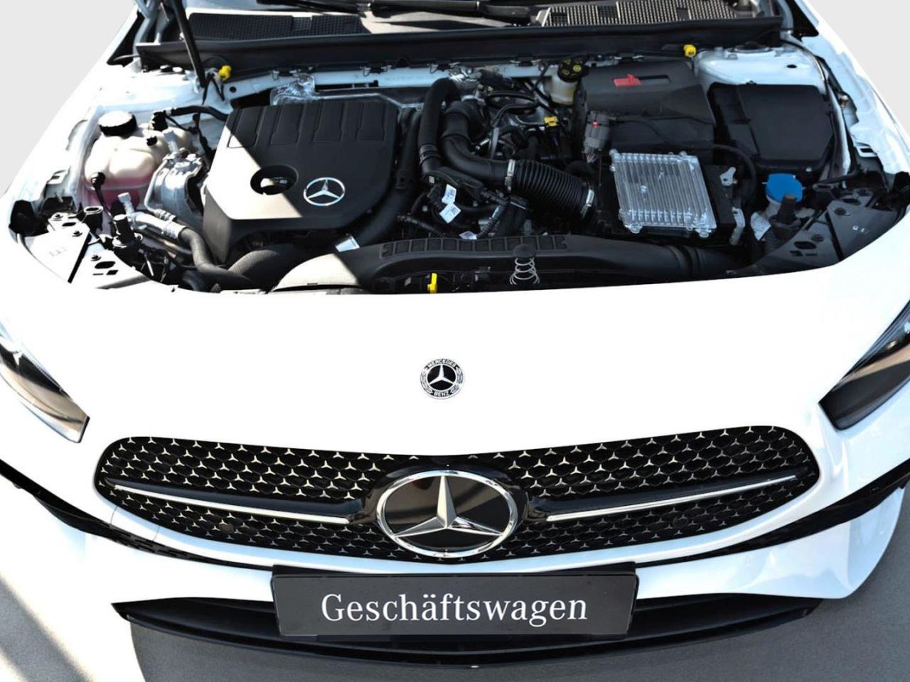 Mercedes-Benz A 180 Kompaktlimousine AMG Night Navi Kamera AHK