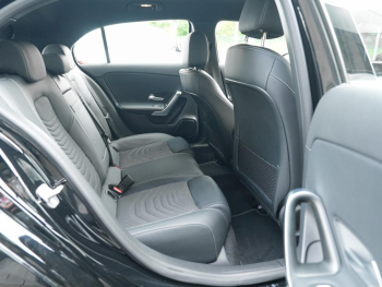 Mercedes-Benz A 180 Progressive Distronic SpurH Kamera AHK