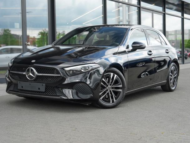 Mercedes-Benz A 180 Progressive Distronic SpurH Kamera AHK