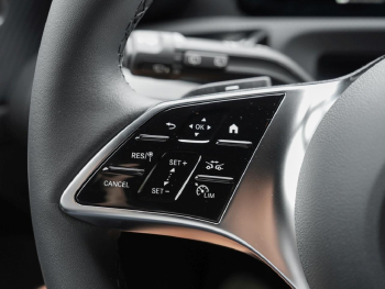 Mercedes-Benz A 180 Progressive Kamera Spurhalte Spiegel Park