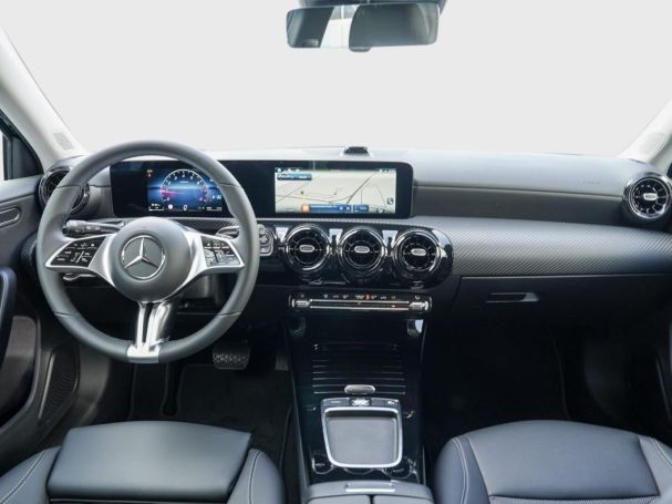 Mercedes-Benz A 180 MBUXNavi-Prem. Kamera Totwinkel Spiegel-P