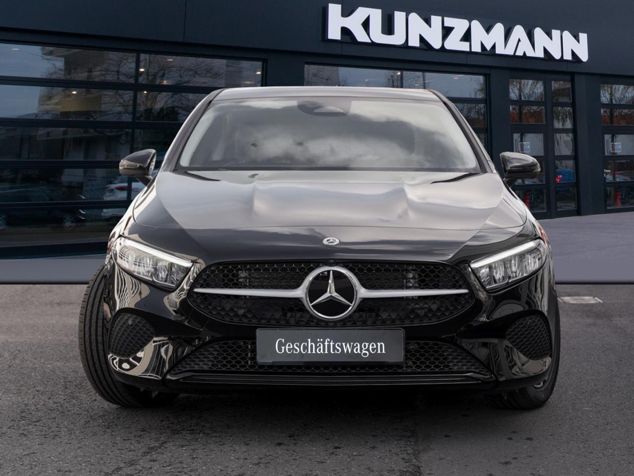 Mercedes-Benz A 180 MBUXNavi-Prem. Kamera Totwinkel Spiegel-P