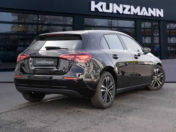 Mercedes-Benz A 180 MBUXNavi-Prem. Kamera Totwinkel Spiegel-P