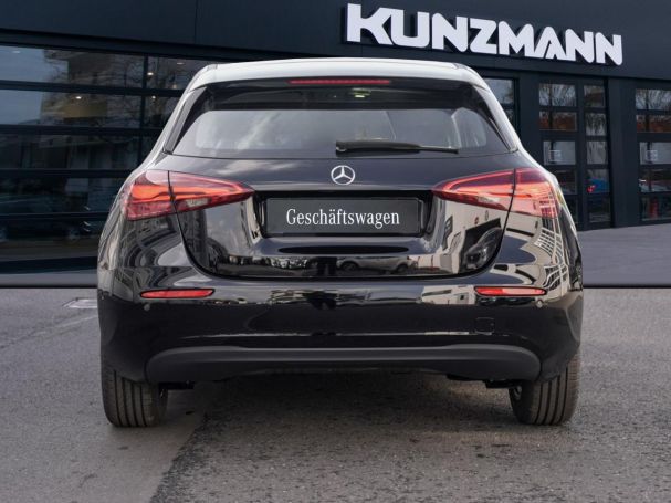 Mercedes-Benz A 180 MBUXNavi-Prem. Kamera Totwinkel Spiegel-P