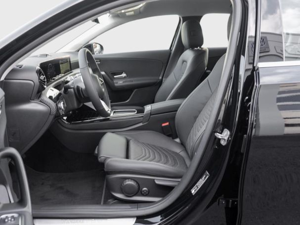 Mercedes-Benz A 180 MBUXNavi-Prem. Kamera Totwinkel Spiegel-P