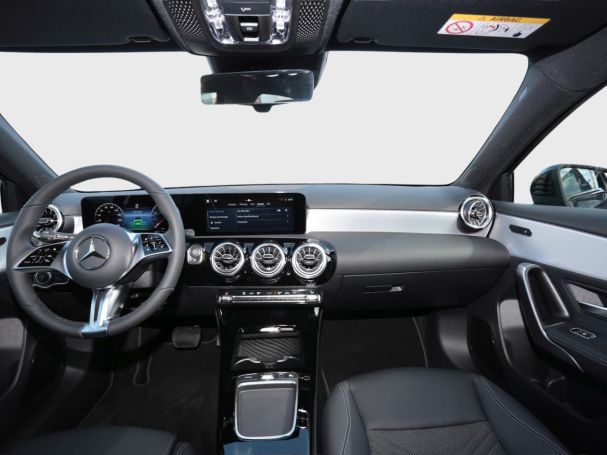 Mercedes-Benz A 180 Progressive Night Panorama Distronic 360°