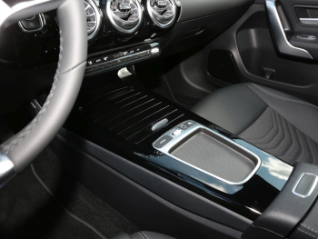 Mercedes-Benz A 180 Progressive Night Panorama Distronic 360°