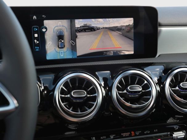 Mercedes-Benz A 180 Progressive Night Panorama Distronic 360°