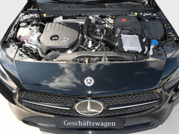 Mercedes-Benz A 180 Progressive Night Panorama Distronic 360°