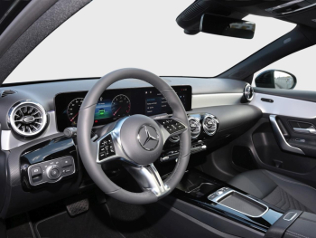 Mercedes-Benz A 180 Progressive Night Panorama Distronic 360°