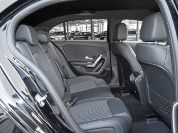 Mercedes-Benz A 180 Progressive MBUXNavi Distronic 360° AHK