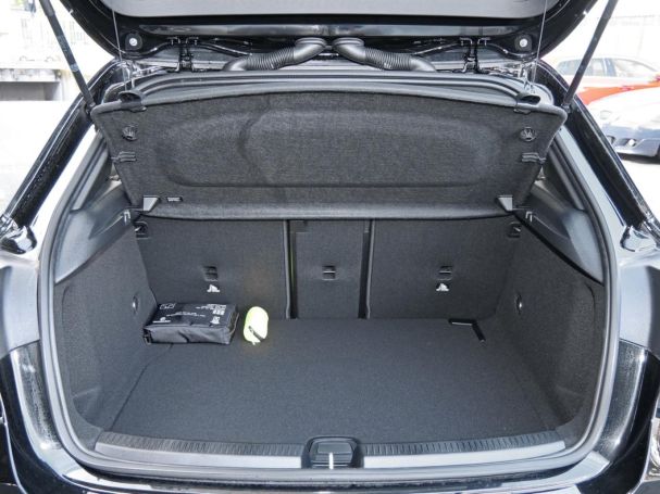 Mercedes-Benz A 180 Progressive MBUXNavi Distronic 360° AHK