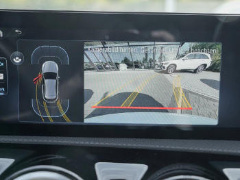 Mercedes-Benz A 180 AMG Distronic Navi Kamera SpurH ParkA SHZ