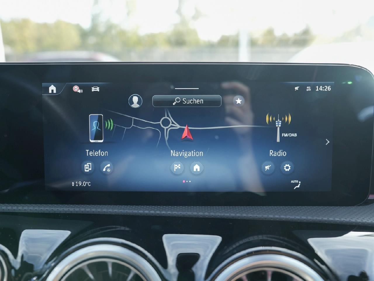 Mercedes-Benz A 180 AMG Distronic Navi Kamera SpurH ParkA SHZ