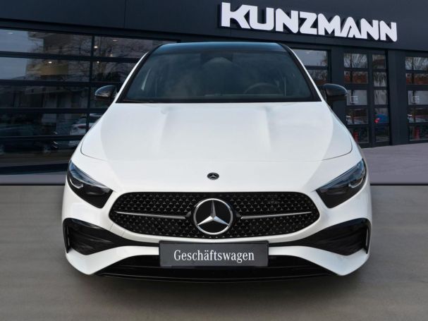 Mercedes-Benz A 200 d AMG Night MBUXNavi Panorama 360° AHK