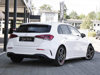 Mercedes-Benz A 200 d AMG Night Edition2020 MBUXNavi+ Kamera