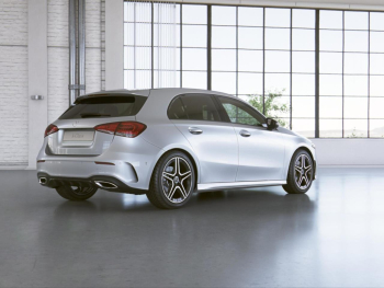 Mercedes-Benz A 200  AMG Night MBUXNavi-Prem. Kamera Spiegel-P