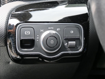 Mercedes-Benz A 200 Progressive MBUXNavi+ Kamera Spiegel-P