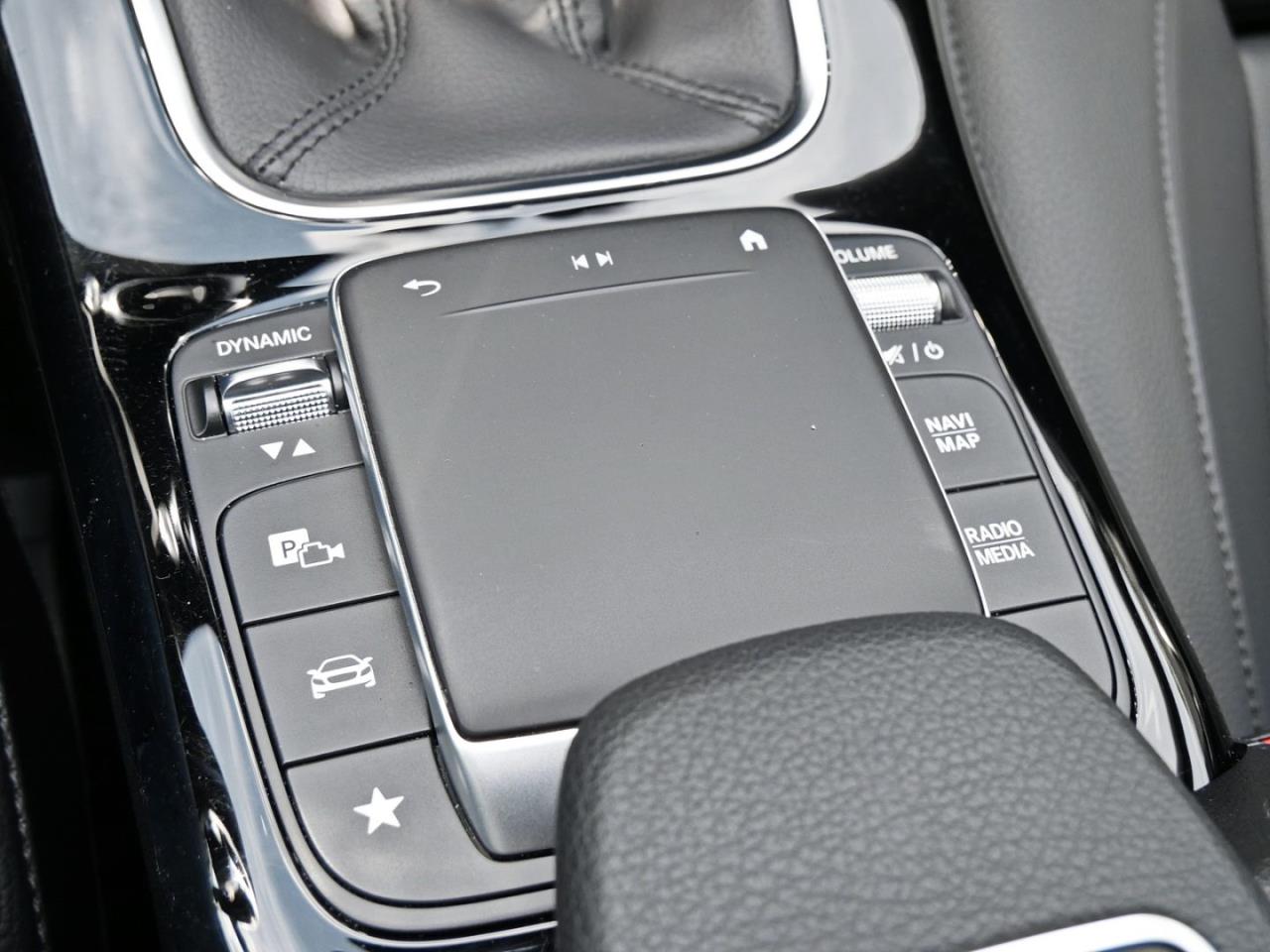 Mercedes-Benz A 200 Progressive MBUXNavi+ Kamera Spiegel-P