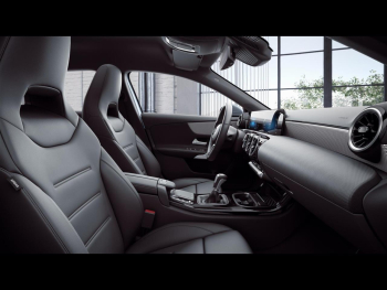 Mercedes-Benz A 200 Progressive Kamera Spurhalte CarPlay Park