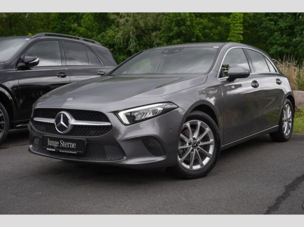Mercedes-Benz A 200 Kompaktlimousine Progressive Spurhalte LED