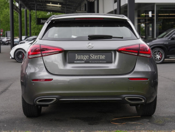 Mercedes-Benz A 200 Kompaktlimousine Progressive Spurhalte LED
