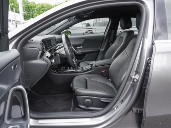 Mercedes-Benz A 200 Kompaktlimousine Progressive Spurhalte LED