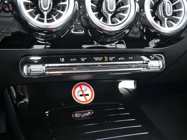 Mercedes-Benz A 200 Kompaktlimousine Progressive Night Kamera